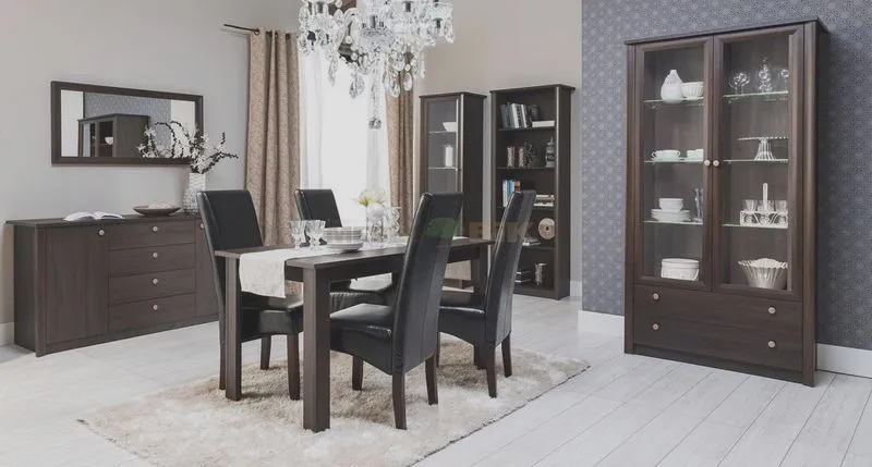 Ciemne meble w sypialni – jakie dodatki wprowadzą harmonię i styl?