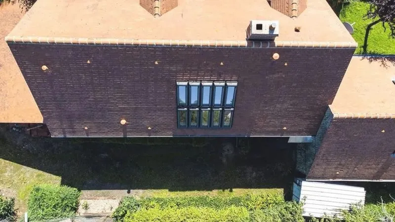 Dach płaski czy spadzisty: który wybór jest bardziej opłacalny?