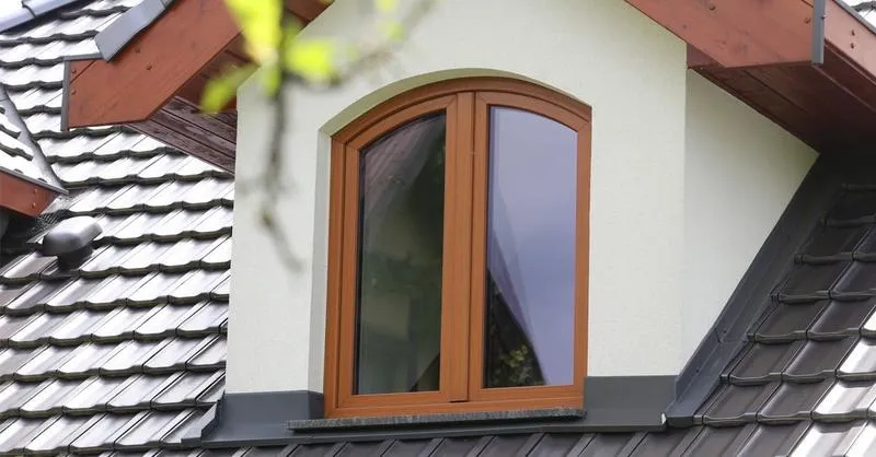 Idealne rozwiązania na okna na poddaszu – jak je wybrać?