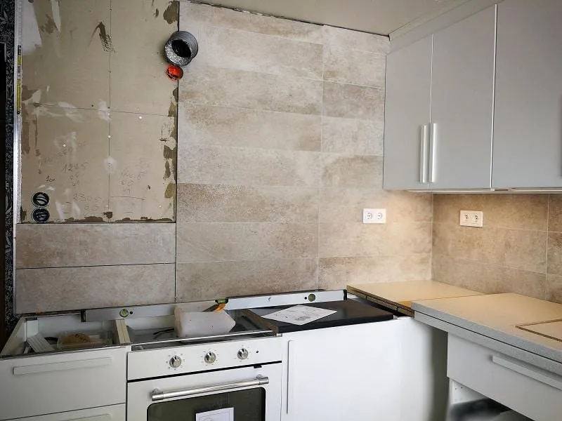 Przewodnik po udanym remoncie kuchni: jak zaplanować każdy szczegół