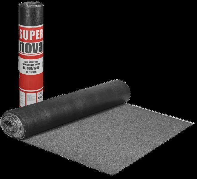 Kładzenie papy na dachu