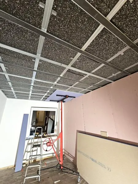 Wyciszenie ściany od łazienki